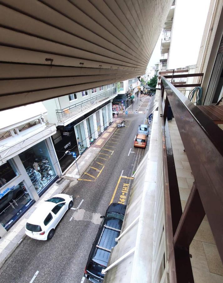 Johnny'S Loft Apartamento Agrinio Exterior foto