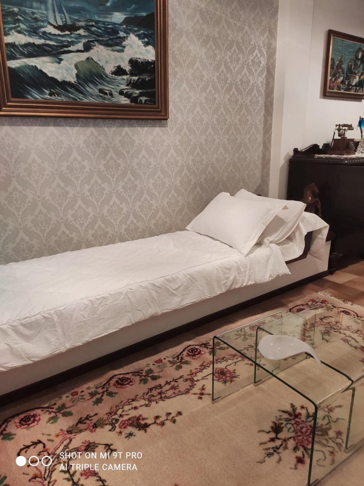 Johnny'S Loft Apartamento Agrinio Exterior foto